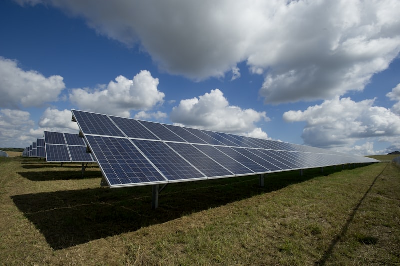 Legal Balance in Renewable Energy Contracts After the EMRA Regulation
